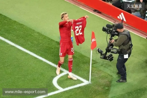 埃基蒂克:期待重回马赛主场踢球,那里有着难以置信的球迷