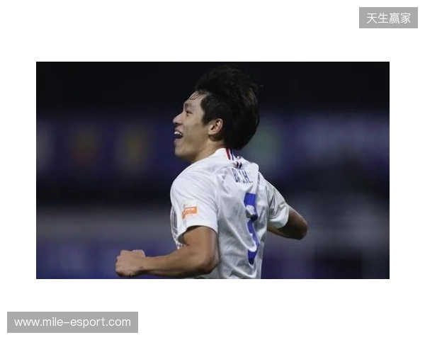 半场-玉昆暂0-0申花 约尼查造险两队合计1射正